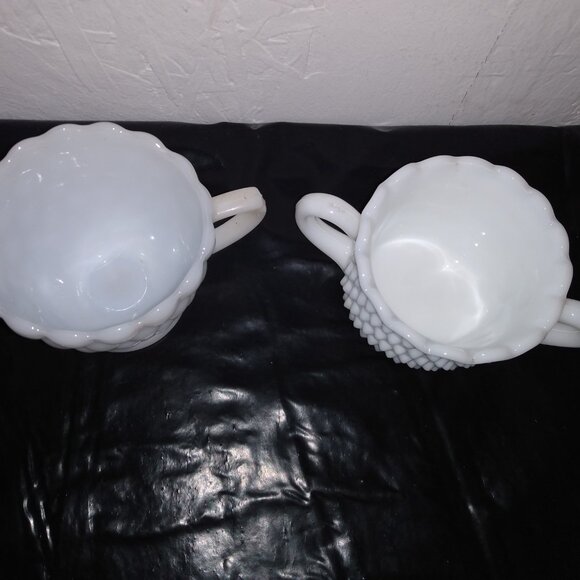Hobnail Milk Glass Sugar Bowl & Vintage Anchor Hocking Milk Glass Bubble sugar - Picture 3 of 3
